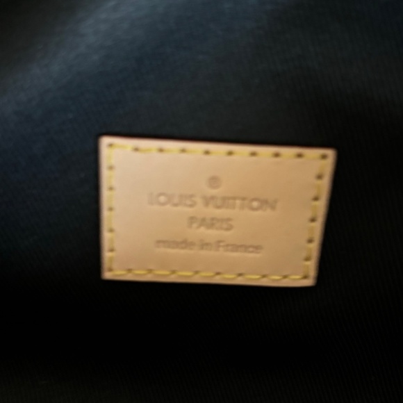 Bumbag - Picture 8 of 10